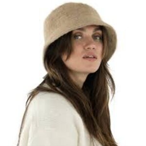 Cheveux Y2K Angora Bucket Hat In Camel EUC One Size, 80% Angora 20% Polyester